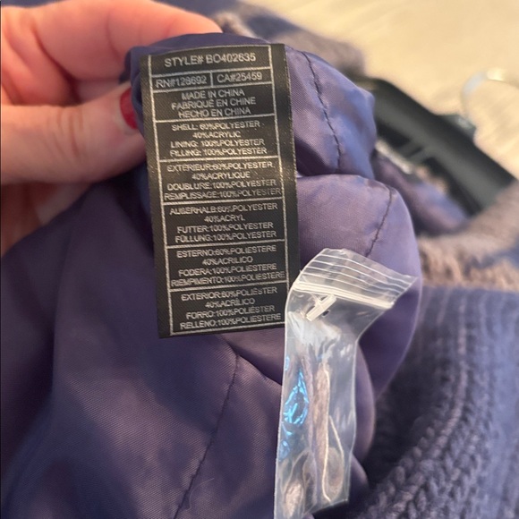 Steve Madden Sweater - Picture 6 of 7